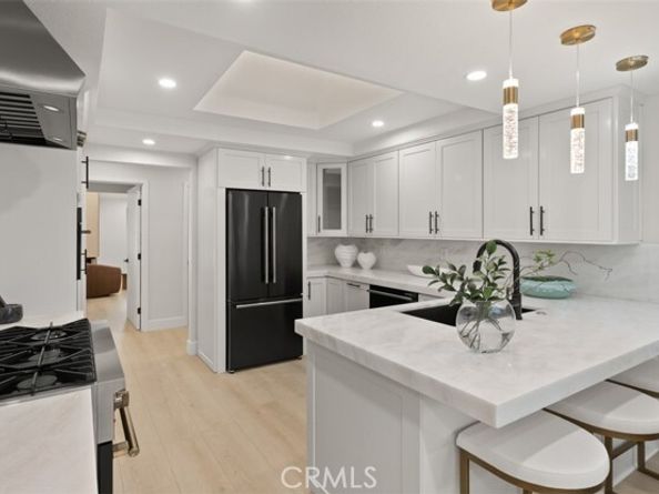 10 White Water Drive, Corona Del Mar (newport Beach) CA 92625