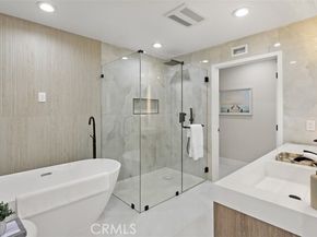 10 White Water Drive, Corona Del Mar (newport Beach) CA 92625
