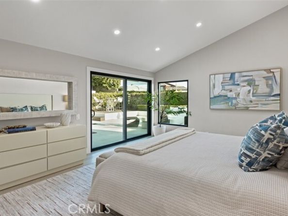 10 White Water Drive, Corona Del Mar (newport Beach) CA 92625