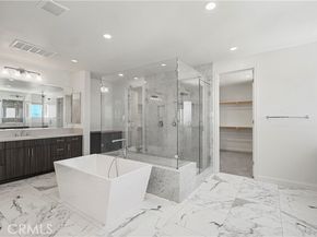1062 Summit Oak Dr, Lake Forest (el Toro) CA 92679