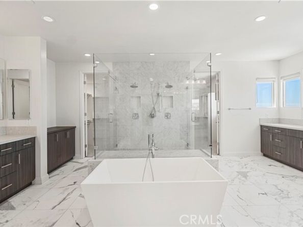 1062 Summit Oak Dr, Lake Forest (el Toro) CA 92679