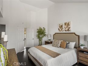 580 S Londerry Ln, Anaheim CA 92807