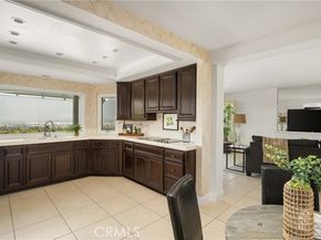 580 S Londerry Ln, Anaheim CA 92807