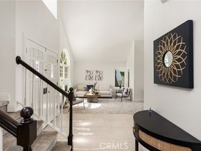580 S Londerry Ln, Anaheim CA 92807