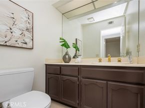 580 S Londerry Ln, Anaheim CA 92807