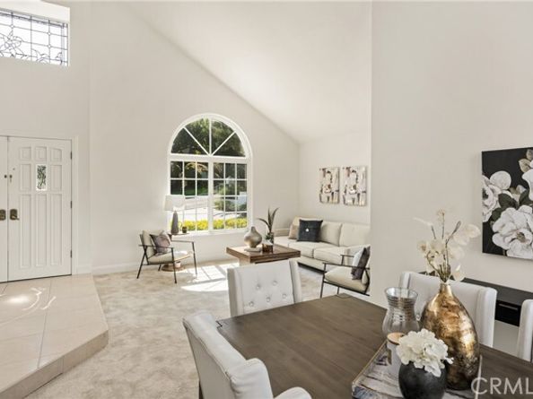 580 S Londerry Ln, Anaheim CA 92807