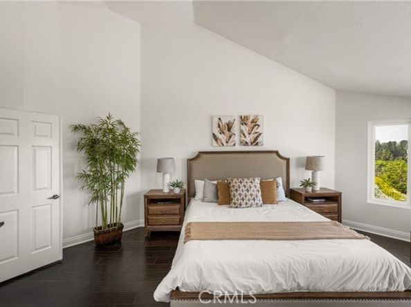 580 S Londerry Ln, Anaheim CA 92807