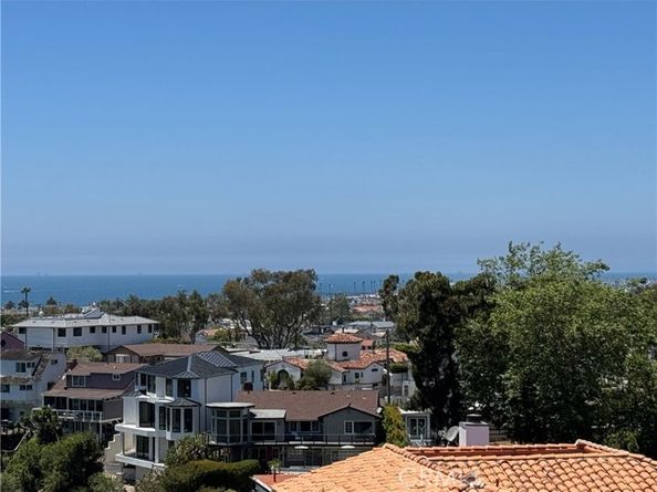 424 Mendoza Terrace, Corona Del Mar (newport Beach) CA 92625