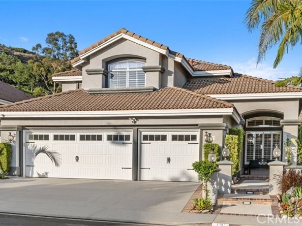 12 La Perla, Lake Forest (el Toro) CA 92610