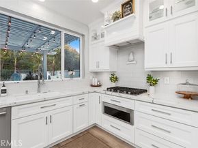 12 La Perla, Lake Forest (el Toro) CA 92610