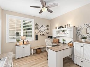 12 La Perla, Lake Forest (el Toro) CA 92610
