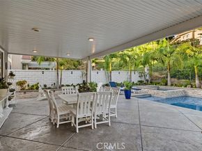 12 La Perla, Lake Forest (el Toro) CA 92610