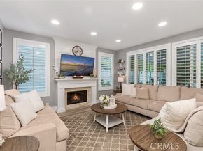 12 La Perla, Lake Forest (el Toro) CA 92610