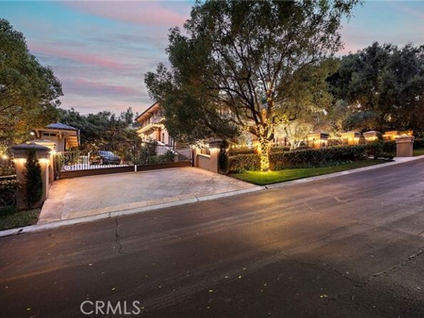 9 Sawgrass, Laguna Hills CA 92679