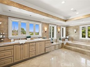 9 Sawgrass, Laguna Hills CA 92679