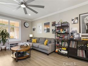 19431 Rue De Valore 41I, Lake Forest (el Toro) CA 92610
