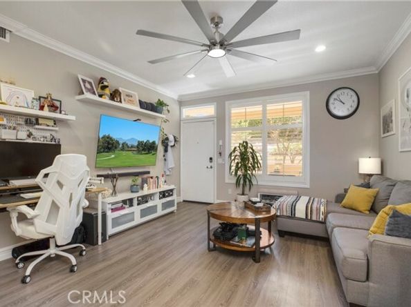 19431 Rue De Valore 41I, Lake Forest (el Toro) CA 92610