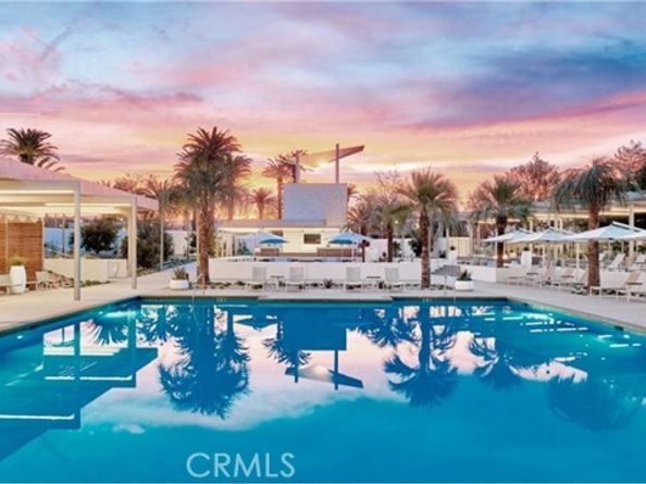 100 Tiffin, Irvine CA 92618