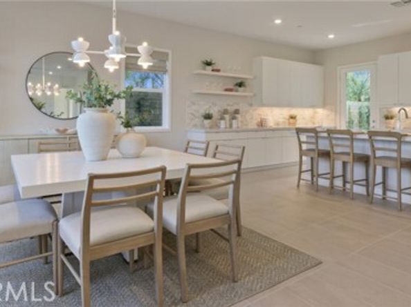 100 Tiffin, Irvine CA 92618