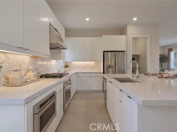 100 Tiffin, Irvine CA 92618