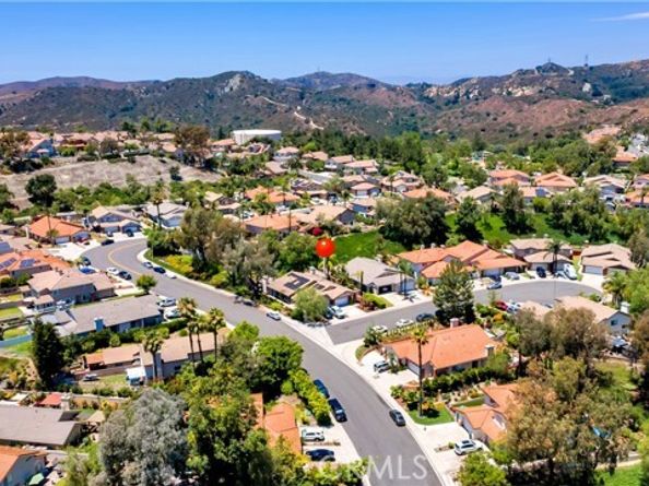 19081 Wildwood Circle, Lake Forest (el Toro) CA 92679