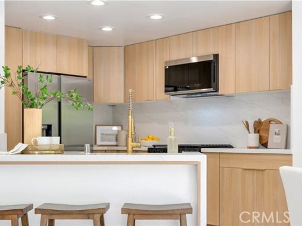 19081 Wildwood Circle, Lake Forest (el Toro) CA 92679