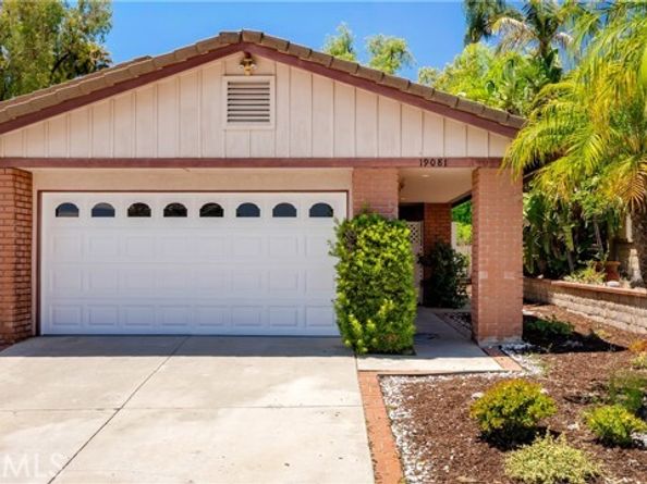 19081 Wildwood Circle, Lake Forest (el Toro) CA 92679