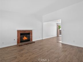 8217 Laurel Canyon Boulevard, North Hollywood (los Angeles) CA 91605