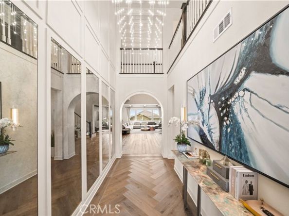 2592 Highland Oak Court, Lake Forest (el Toro) CA 92679