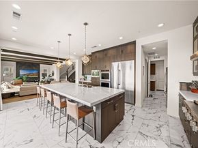 2592 Highland Oak Court, Lake Forest (el Toro) CA 92679