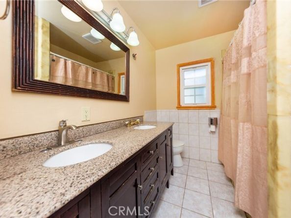 10425 Rainier Street, Sun Valley (los Angeles) CA 91352