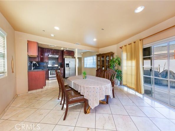 10425 Rainier Street, Sun Valley (los Angeles) CA 91352