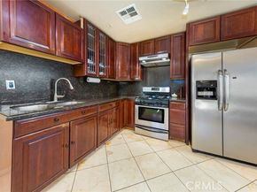 10425 Rainier Street, Sun Valley (los Angeles) CA 91352