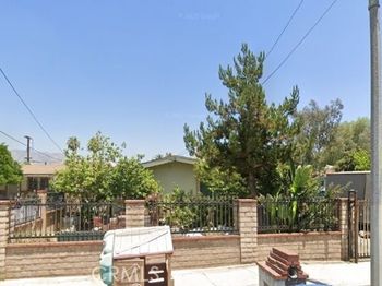 11718 Borden Avenue