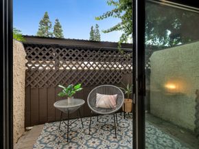 6716 Clybourn Avenue 139, North Hollywood (los Angeles) CA 91606