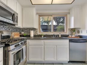 6716 Clybourn Avenue 139, North Hollywood (los Angeles) CA 91606