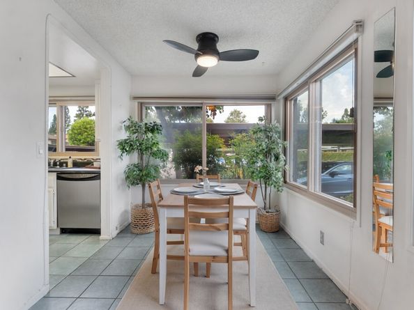 6716 Clybourn Avenue 139, North Hollywood (los Angeles) CA 91606