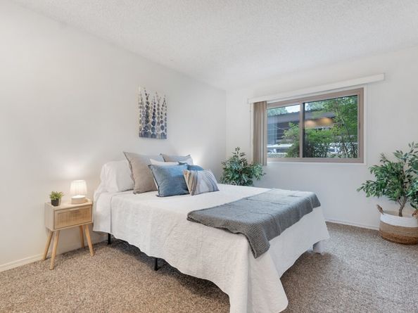 6716 Clybourn Avenue 139, North Hollywood (los Angeles) CA 91606