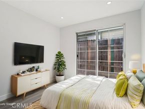 11034 Scoville, Sunland (los Angeles) CA 91040