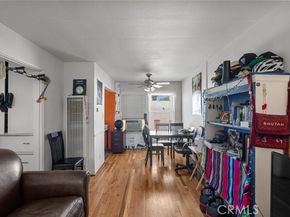 4617 Tilden Avenue, Sherman Oaks (los Angeles) CA 91403