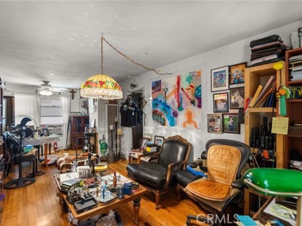 4617 Tilden Avenue, Sherman Oaks (los Angeles) CA 91403