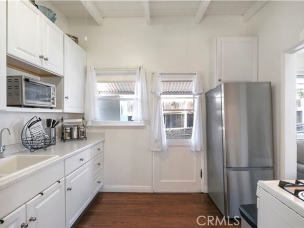 10831 Odell Avenue, Sunland (los Angeles) CA 91040