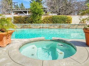 16609 Chatsworth Street, Granada Hills (los Angeles) CA 91344