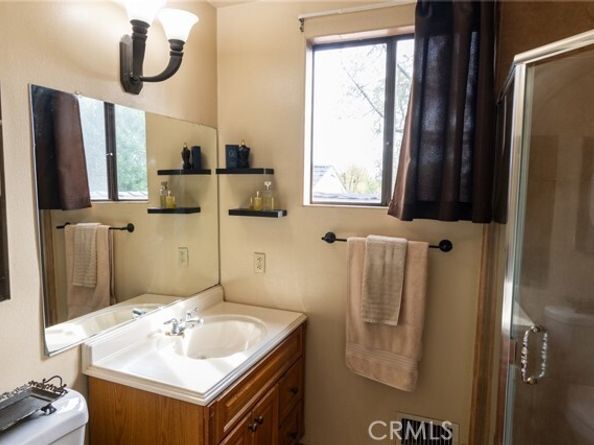 16609 Chatsworth Street, Granada Hills (los Angeles) CA 91344