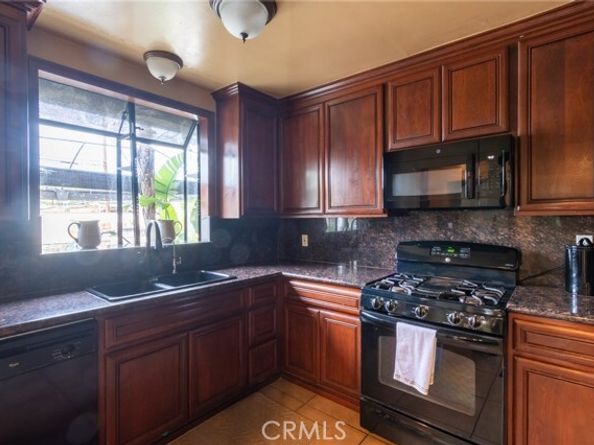 16609 Chatsworth Street, Granada Hills (los Angeles) CA 91344