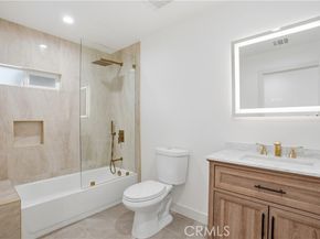 12952 Elkwood, North Hollywood (los Angeles) CA 91605