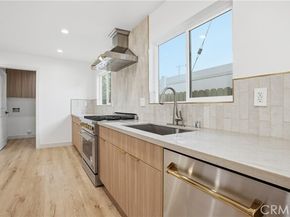 12952 Elkwood, North Hollywood (los Angeles) CA 91605