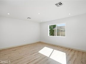 12952 Elkwood, North Hollywood (los Angeles) CA 91605