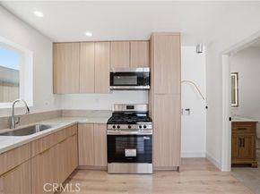 12952 Elkwood, North Hollywood (los Angeles) CA 91605