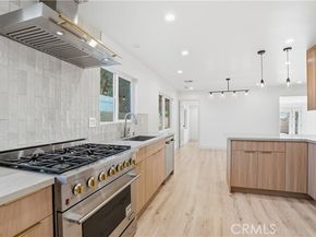 12952 Elkwood, North Hollywood (los Angeles) CA 91605